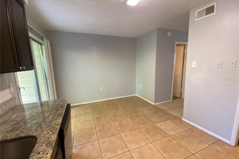 Condo in Orlando, Florida, 1 bedroom  № 1297972 - photo 8