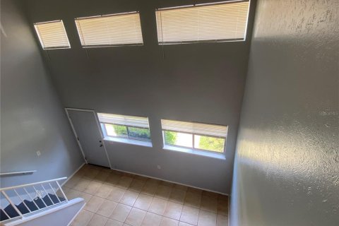 Condo in Orlando, Florida, 1 bedroom  № 1297972 - photo 11