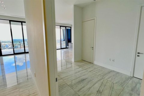 Copropriété à vendre à Sunny Isles Beach, Floride: 2 chambres, 189.71 m2 № 1135210 - photo 15