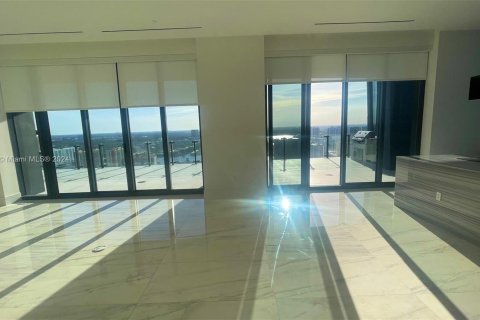 Copropriété à vendre à Sunny Isles Beach, Floride: 2 chambres, 189.71 m2 № 1135210 - photo 20