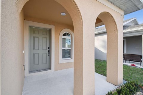 Villa ou maison à louer à Ocoee, Floride: 3 chambres, 147.9 m2 № 1357421 - photo 5