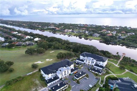 Condominio en venta en Palm Coast, Florida, 3 dormitorios, 201.32 m2 № 1357386 - foto 1