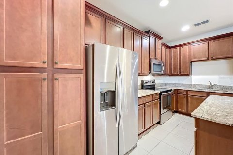 Adosado en venta en Orlando, Florida, 2 dormitorios, 152.27 m2 № 1317112 - foto 11