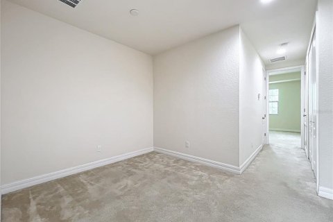 Townhouse in Orlando, Florida 2 bedrooms, 152.27 sq.m. № 1317112 - photo 24