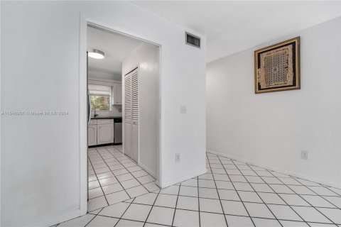 Condo in Boca Raton, Florida, 2 bedrooms  № 1332207 - photo 6