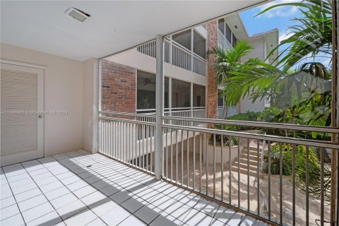 Copropriété à vendre à Boca Raton, Floride: 2 chambres, 89.19 m2 № 1332207 - photo 16