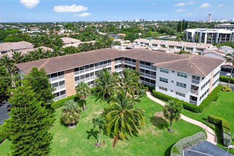 Copropriété à vendre à Boca Raton, Floride: 2 chambres, 89.19 m2 № 1332207 - photo 3