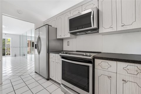 Copropriété à vendre à Boca Raton, Floride: 2 chambres, 89.19 m2 № 1332207 - photo 12