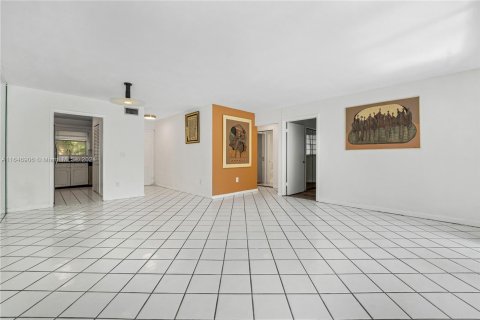 Copropriété à vendre à Boca Raton, Floride: 2 chambres, 89.19 m2 № 1332207 - photo 7