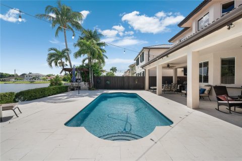 Villa ou maison à vendre à Miami, Floride: 3 chambres, 206.89 m2 № 1332163 - photo 29