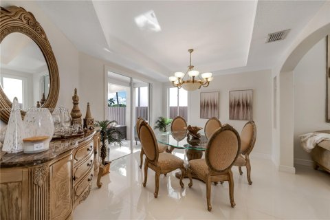 Villa ou maison à vendre à Miami, Floride: 3 chambres, 206.89 m2 № 1332163 - photo 7