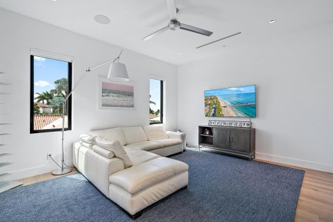 Casa en venta en Riviera Beach, Florida, 5 dormitorios, 516.54 m2 № 733153 - foto 23