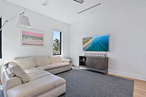 Villa ou maison à vendre à Riviera Beach, Floride: 5 chambres, 516.54 m2 № 733153 - photo 22