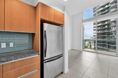 Condominio en venta en Miami, Florida, 1 dormitorio, 104.79 m2 № 965110 - foto 6