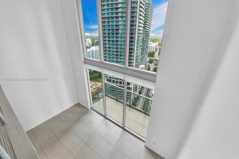 Copropriété à vendre à Miami, Floride: 1 chambre, 104.79 m2 № 965110 - photo 14
