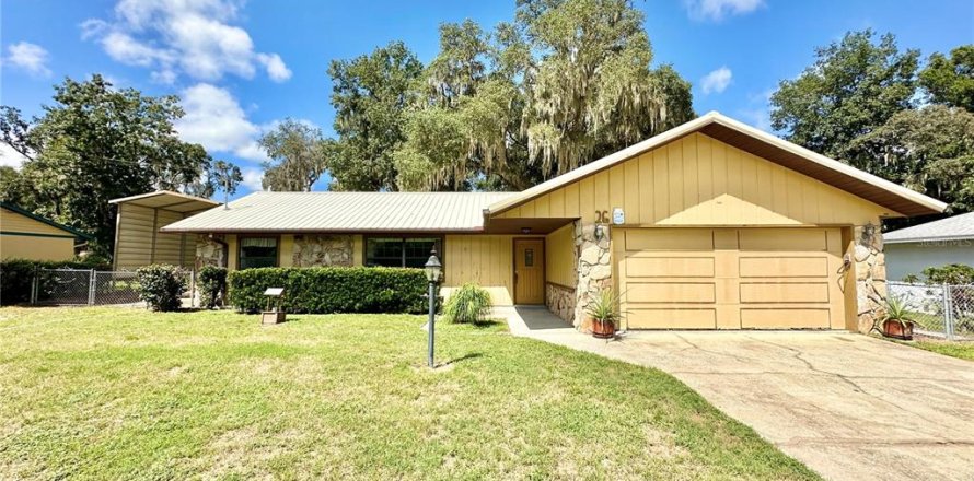 House in Ocala, Florida 2 bedrooms, 116.69 sq.m. № 1341960