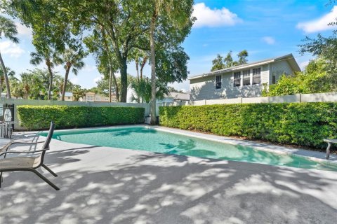 Copropriété à vendre à Tampa, Floride: 2 chambres, 119.47 m2 № 1341924 - photo 28