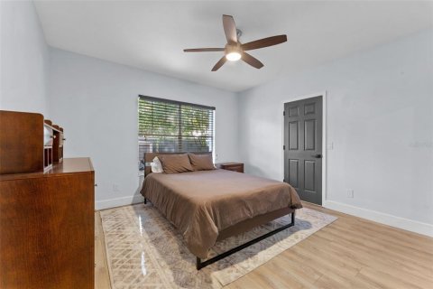 Copropriété à vendre à Tampa, Floride: 2 chambres, 119.47 m2 № 1341924 - photo 18