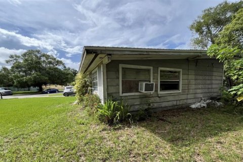 House in Altamonte Springs, Florida 4 bedrooms, 103.59 sq.m. № 1352943 - photo 3