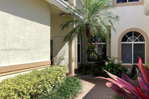 Townhouse in Pompano Beach, Florida 3 bedrooms, 230.12 sq.m. № 1104205 - photo 3