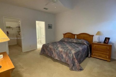 Adosado en venta en Pompano Beach, Florida, 3 dormitorios, 230.12 m2 № 1104205 - foto 17
