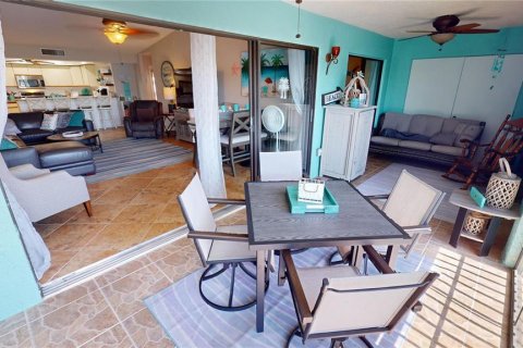 Condo in Punta Gorda, Florida, 3 bedrooms  № 1297923 - photo 9