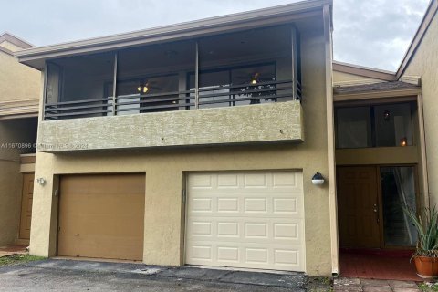 Copropriété à vendre à Miramar, Floride: 2 chambres, 92.9 m2 № 1399554 - photo 1