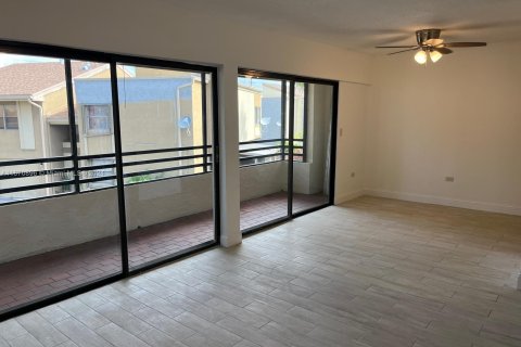 Copropriété à vendre à Miramar, Floride: 2 chambres, 92.9 m2 № 1399554 - photo 11