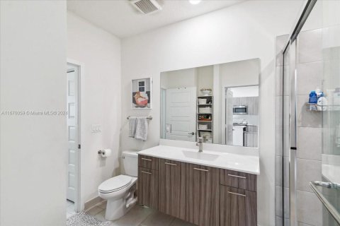 Copropriété à vendre à Doral, Floride: 2 chambres, 104.89 m2 № 1388126 - photo 17