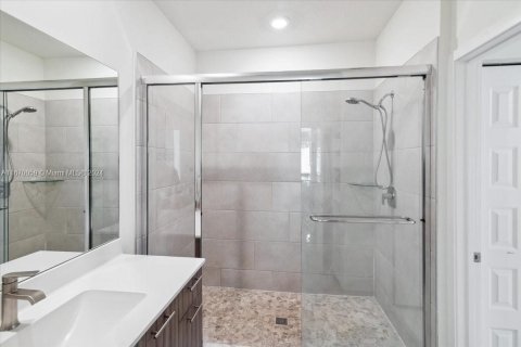 Copropriété à vendre à Doral, Floride: 2 chambres, 104.89 m2 № 1388126 - photo 16