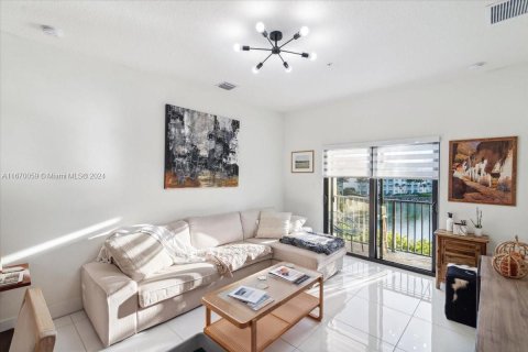 Copropriété à vendre à Doral, Floride: 2 chambres, 104.89 m2 № 1388126 - photo 10