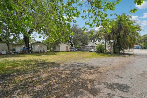 Propiedad comercial en venta en Zephyrhills, Florida, 444.72 m2 № 1243946 - foto 16