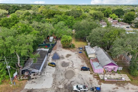 Propiedad comercial en venta en Zephyrhills, Florida, 444.72 m2 № 1243946 - foto 1