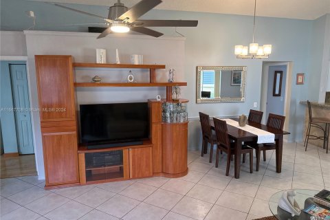 Casa en venta en Weston, Florida, 3 dormitorios, 125.7 m2 № 1404297 - foto 15