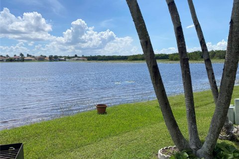 Villa ou maison à vendre à Weston, Floride: 3 chambres, 125.7 m2 № 1404297 - photo 5