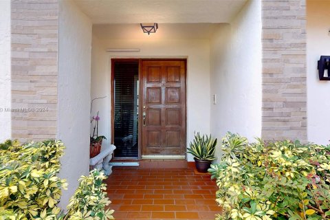 Casa en venta en Miami, Florida, 4 dormitorios, 188.96 m2 № 1404199 - foto 3