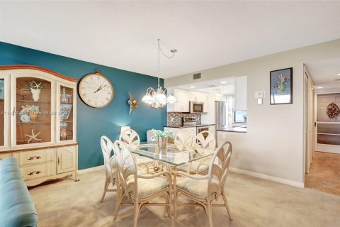 Condominio en venta en Hutchinson Island South, Florida, 2 dormitorios, 116.22 m2 № 619199 - foto 29