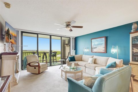 Condominio en venta en Hutchinson Island South, Florida, 2 dormitorios, 116.22 m2 № 619199 - foto 26