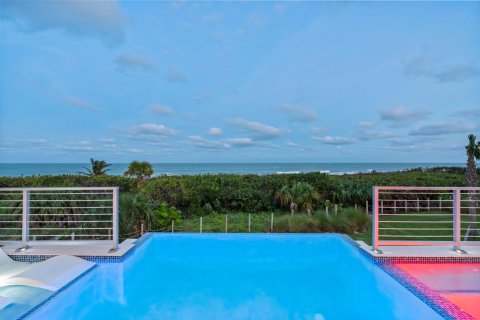 Villa ou maison à vendre à Hutchinson Island South, Floride: 4 chambres, 464.51 m2 № 996436 - photo 6