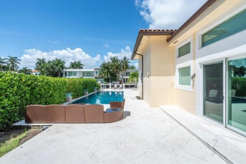 House in Fort Lauderdale, Florida 7 bedrooms, 494.52 sq.m. № 696805 - photo 30