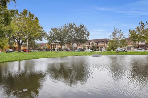 Touwnhouse à vendre à Orlando, Floride: 3 chambres, 154.12 m2 № 1405475 - photo 25