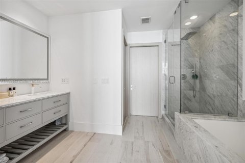 Condominio en venta en Miami, Florida, 4 dormitorios, 173.82 m2 № 1415235 - foto 18