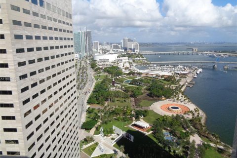 Condo in Miami, Florida, 1 bedroom  № 1415234 - photo 4