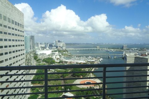 Condo in Miami, Florida, 1 bedroom  № 1415234 - photo 6