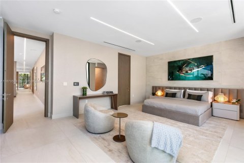 Casa en venta en Miami, Florida, 6 dormitorios, 762.73 m2 № 1415232 - foto 21