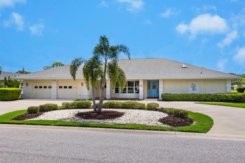 House in Sarasota, Florida 3 bedrooms, 248.14 sq.m. № 1342567 - photo 1