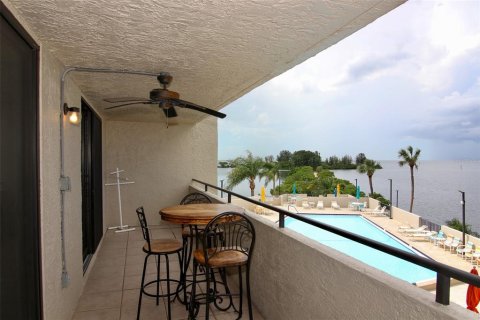 Condo in Hudson, Florida, 2 bedrooms  № 1342600 - photo 19