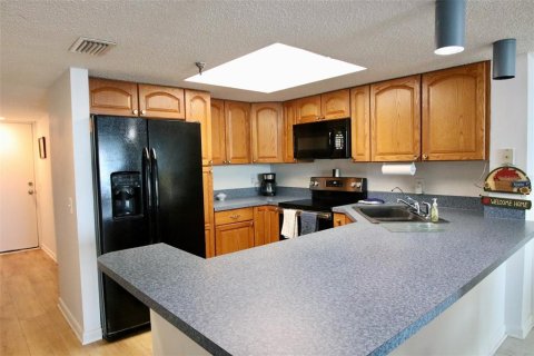 Condo in Hudson, Florida, 2 bedrooms  № 1342600 - photo 7