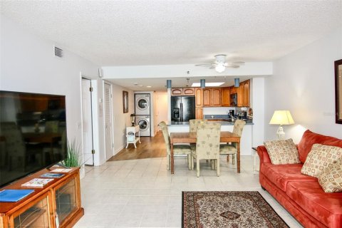 Condo in Hudson, Florida, 2 bedrooms  № 1342600 - photo 4