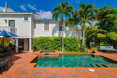 Casa en venta en Tampa, Florida, 4 dormitorios, 253.25 m2 № 1263577 - foto 23